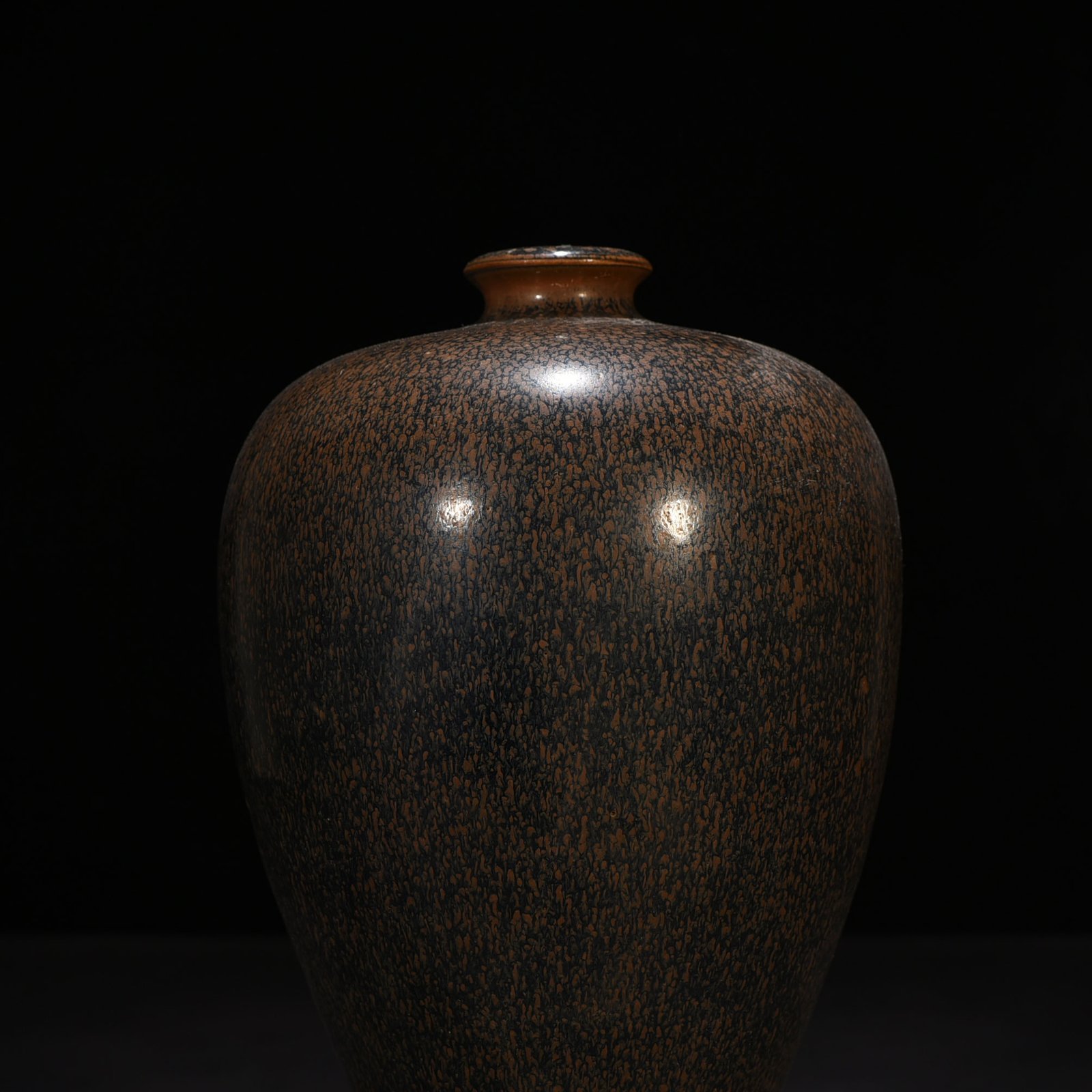 Song Dynasty Jian Kiln plum vase