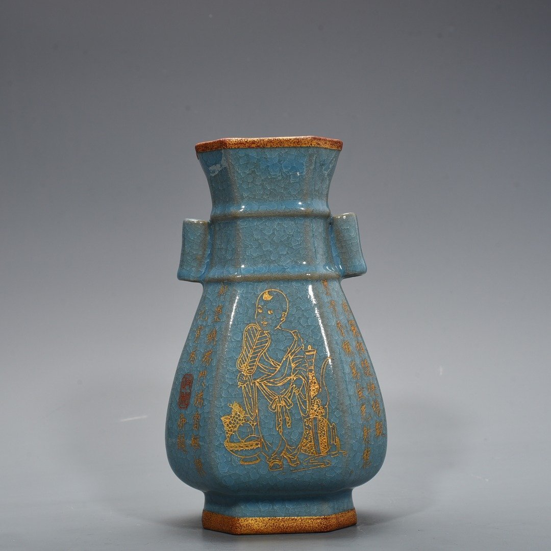 Song Dynasty Ru Kiln ice-cracked interior style  ear-shaped vase