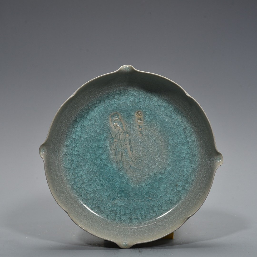 Song Dynasty Ru Kiln ice crack carving four beauties figure pattern sunflower wash