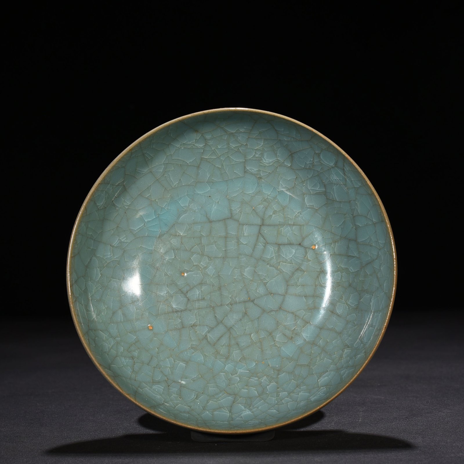 Song Dynasty Ru Kiln cracked azure glaze round wash