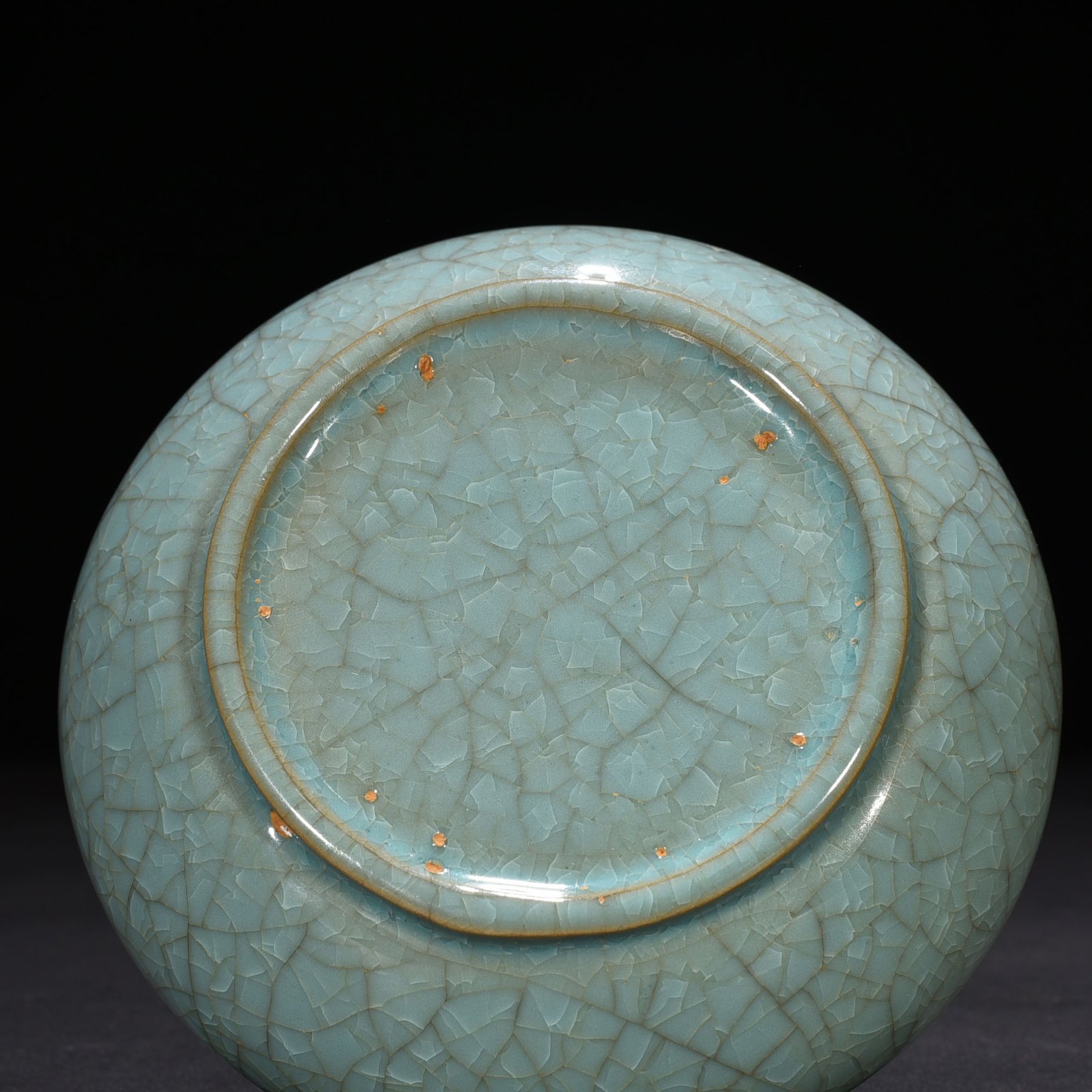 Song Dynasty Ru Kiln cracked azure glaze round wash