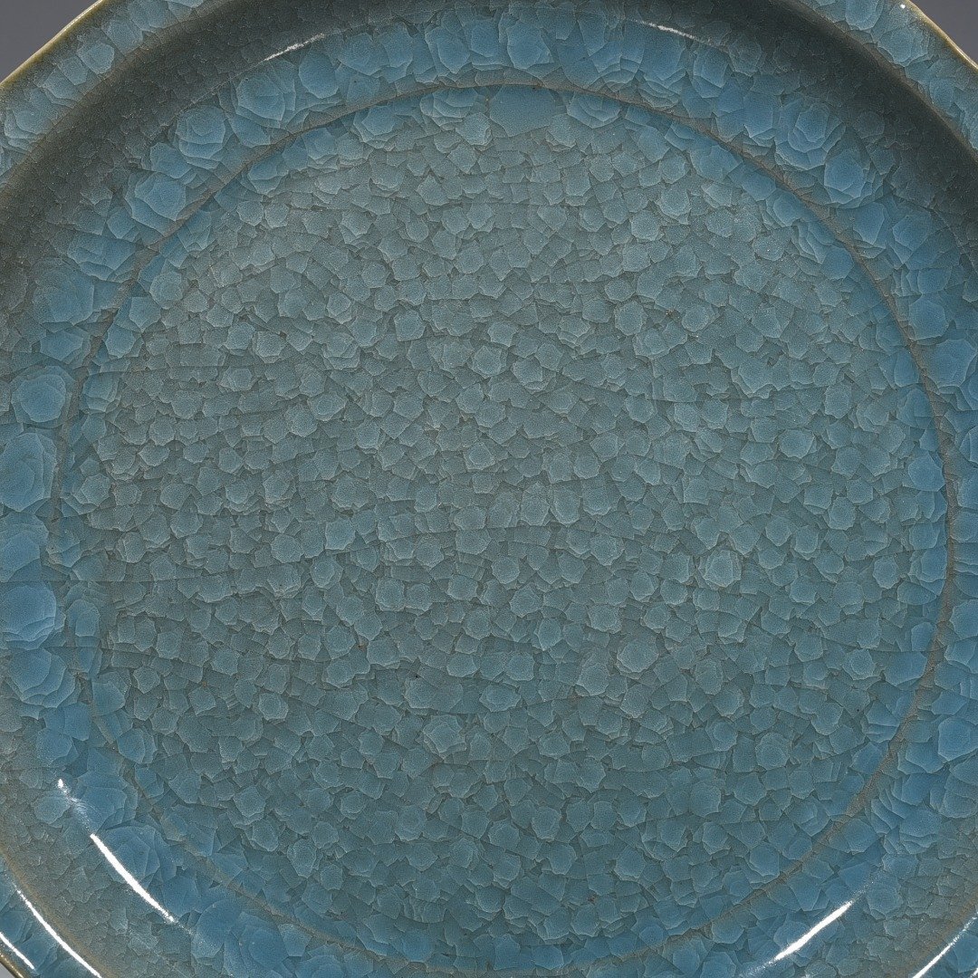 Song Dynasty Ru Kiln Crack Sunflower Plate