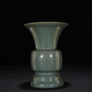 Song Dynasty Ru kiln azure glaze halberd statue flower goblet
