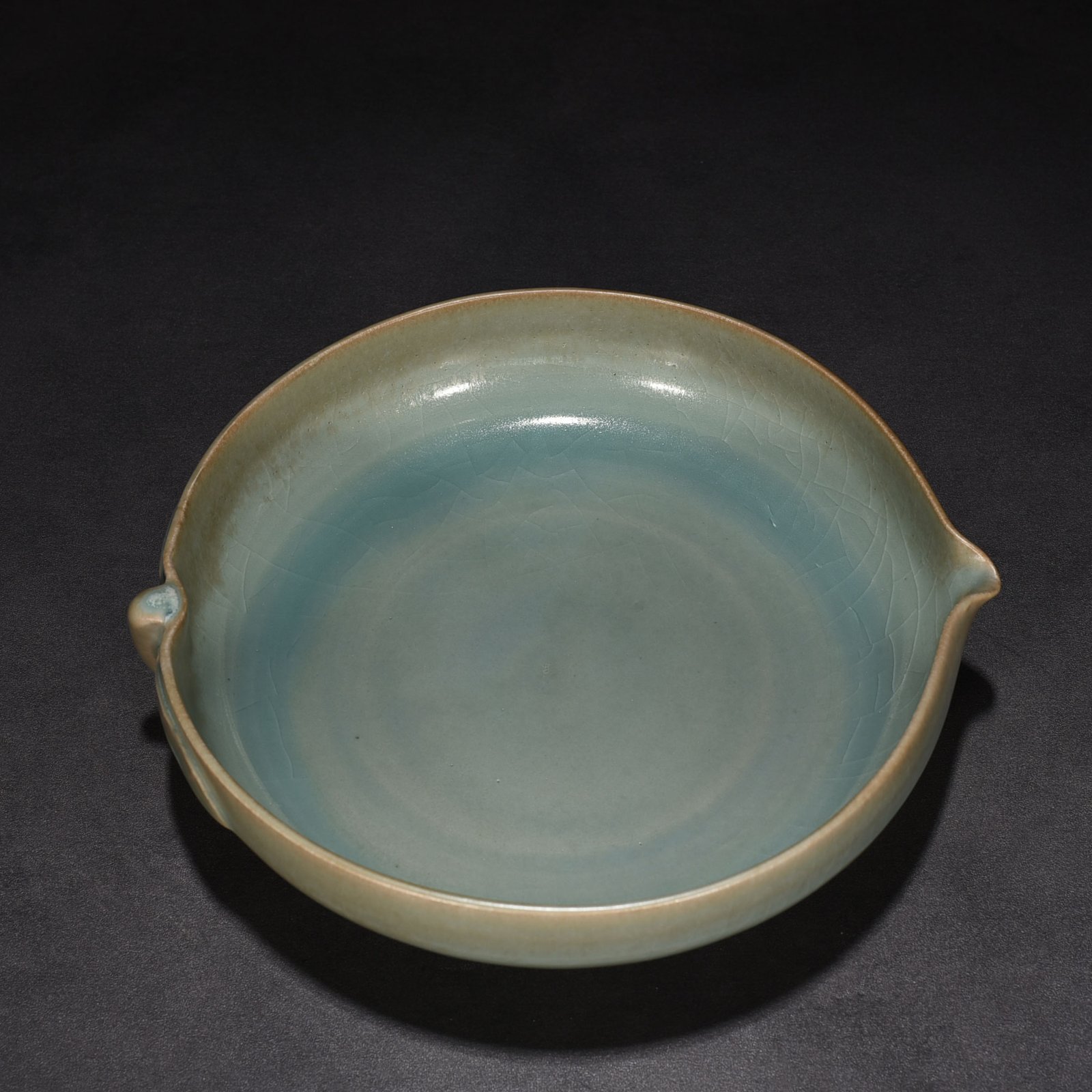 Song Dynasty Ru Kiln azure glaze inscribed peach-shaped washer