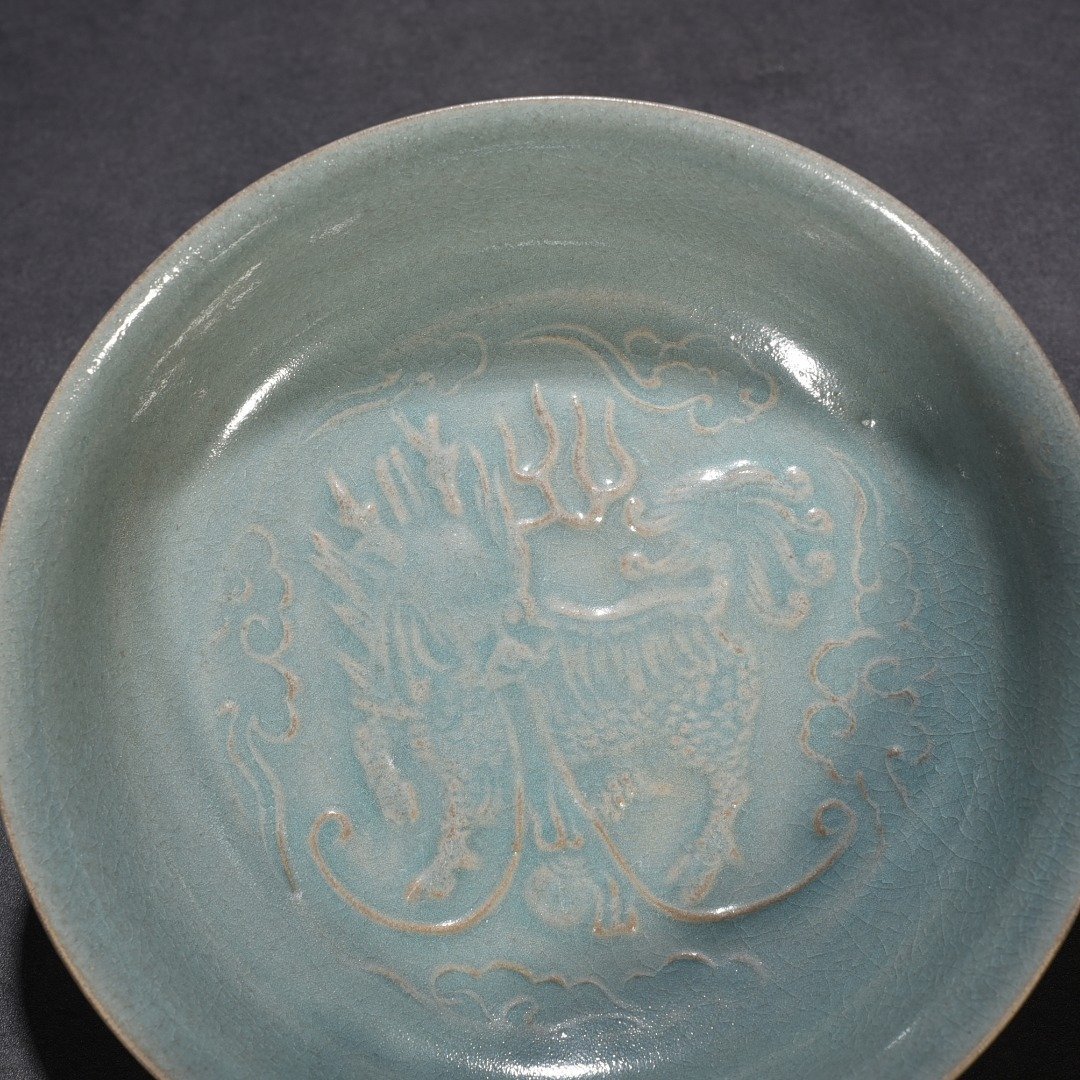 Song Dynasty Ru Kiln azure glaze bowl with unicorn pattern