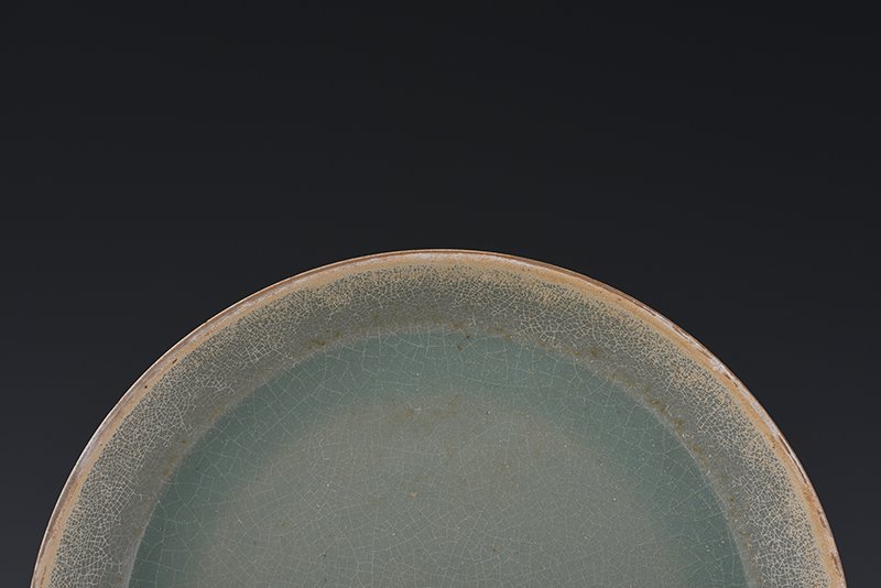 Song Dynasty Ru kiln azure glaze large plate