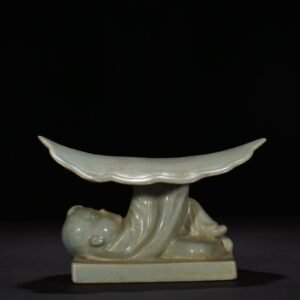 Song Dynasty Ru kiln azure glaze baby pillow doll pillow