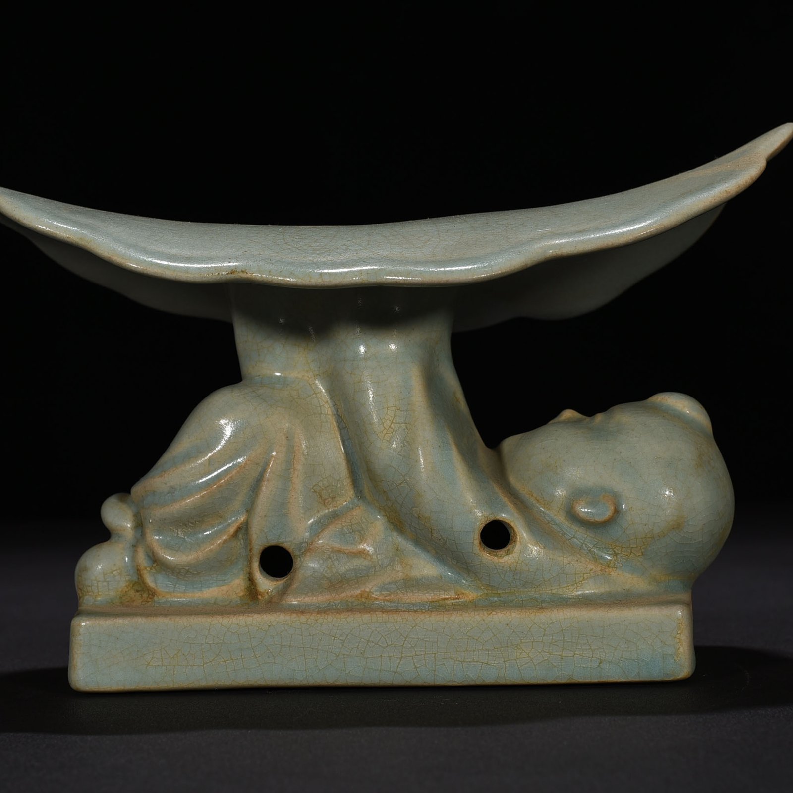 Song Dynasty Ru kiln azure glaze baby pillow doll pillow