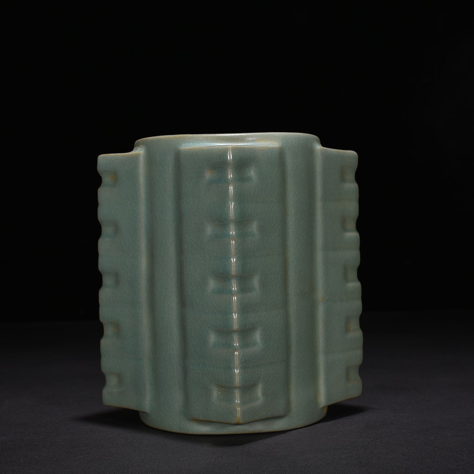 Song Dynasty Ru kiln azure glaze Cong style vase