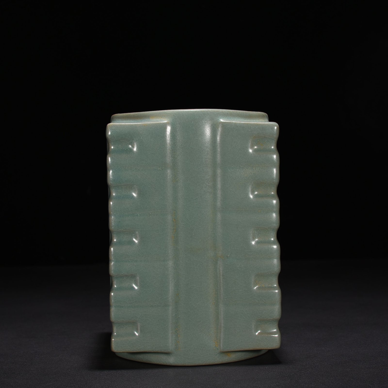 Song Dynasty Ru kiln azure glaze Cong style vase
