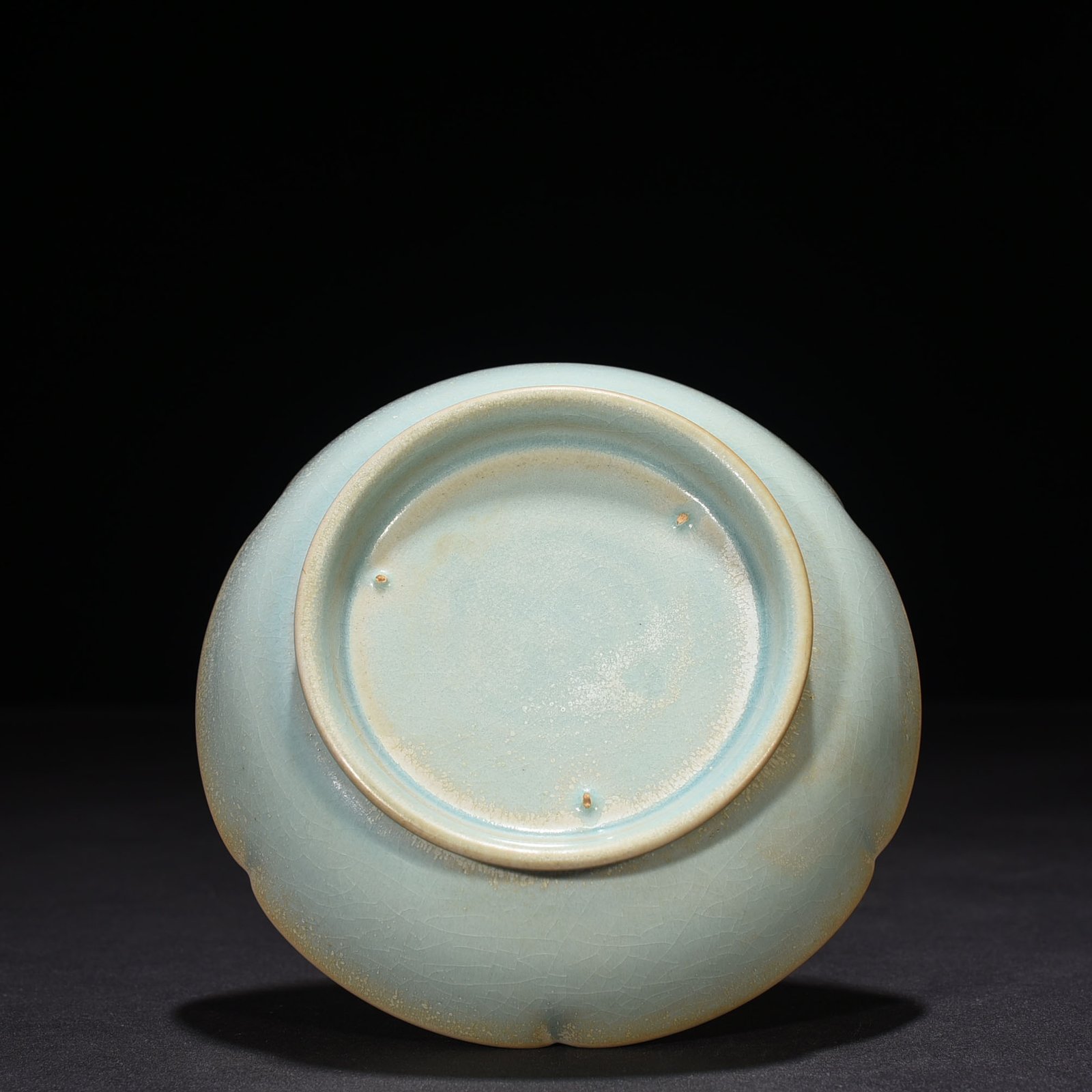 Song Dynasty Ru kiln azure glaze sunflower wash