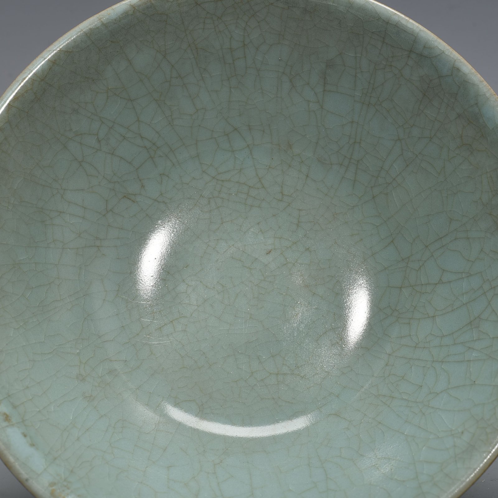 Song Dynasty Ru Kiln azure glaze thin bowl