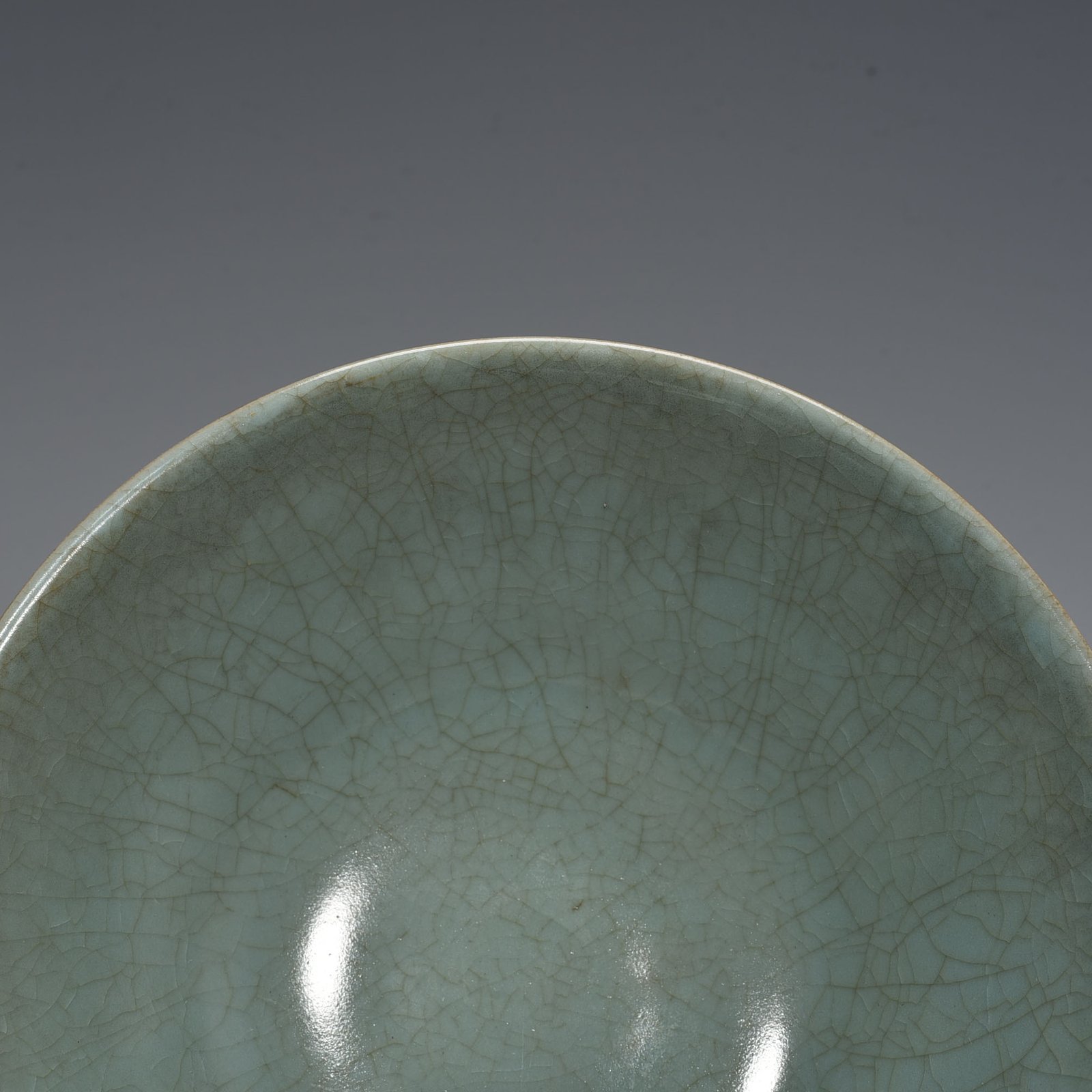Song Dynasty Ru Kiln azure glaze thin bowl