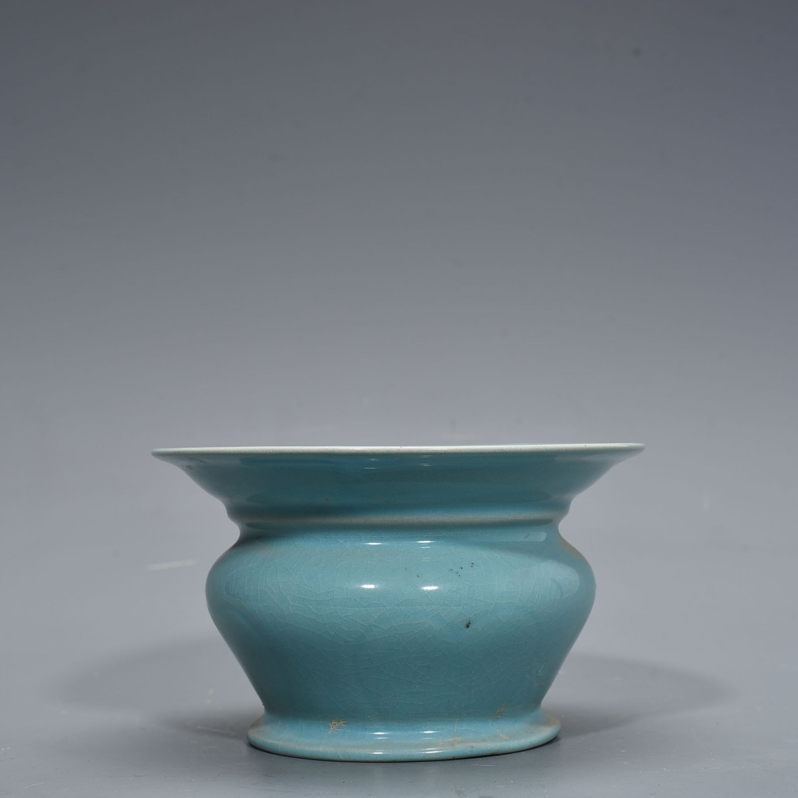 Song Dynasty Ru kiln azure glaze tall fruit plate