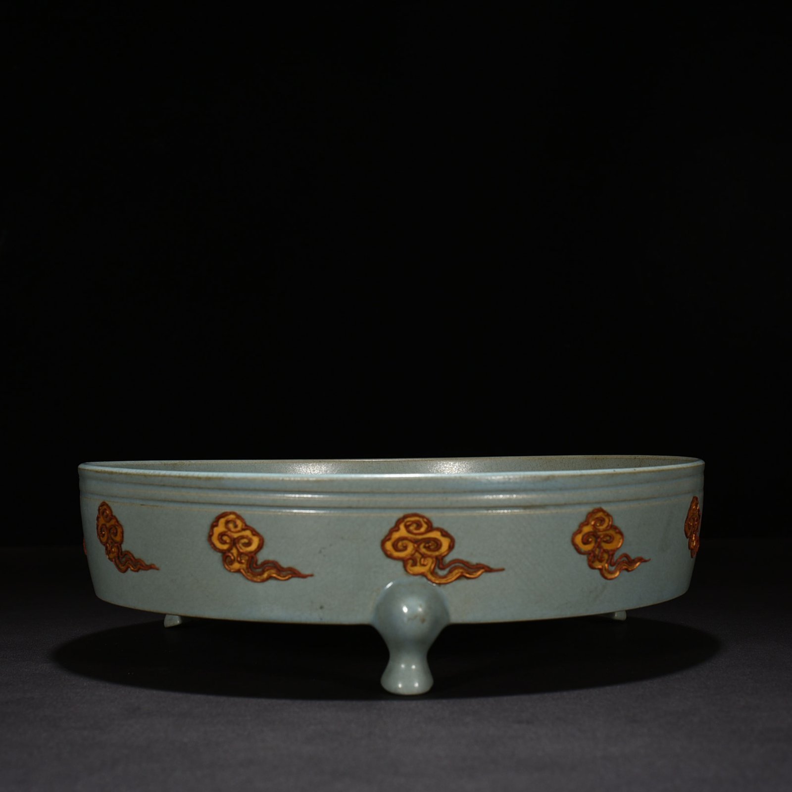 Song Dynasty Ru kiln Chongning pterosaur pattern washer