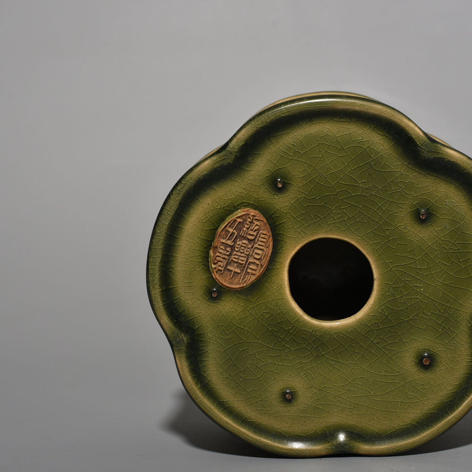 Song Dynasty Ru kiln emerald green glaze brush washer set box