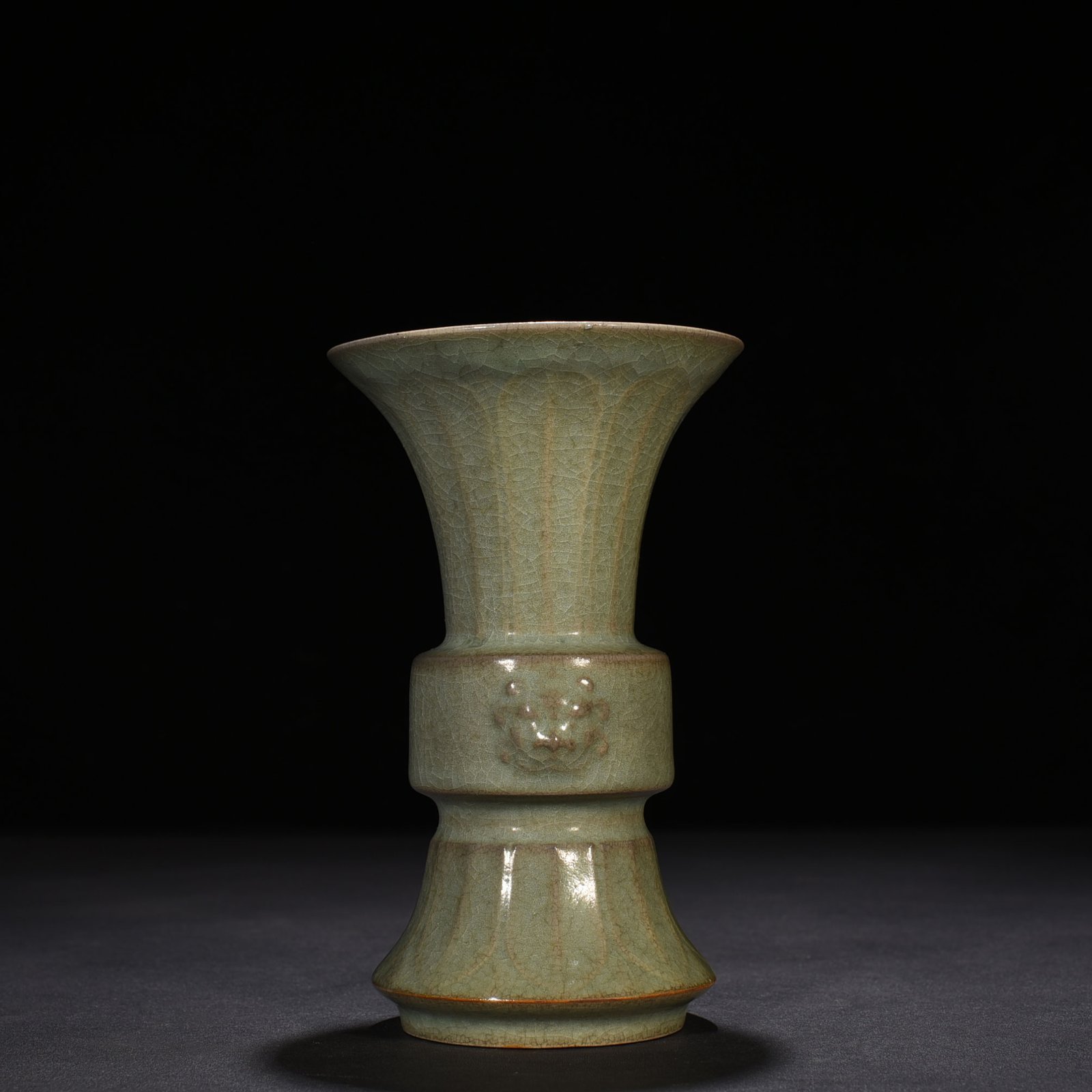 Song Dynasty Ru kiln celadon flower goblet of