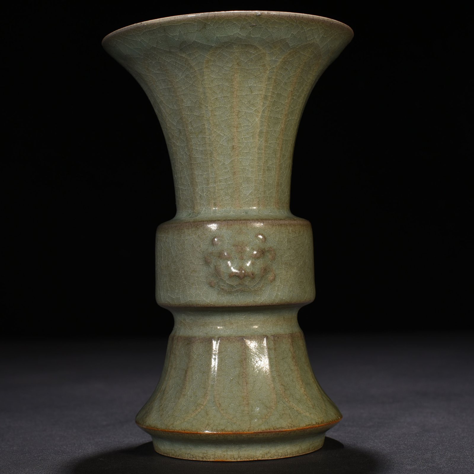 Song Dynasty Ru kiln celadon flower goblet of