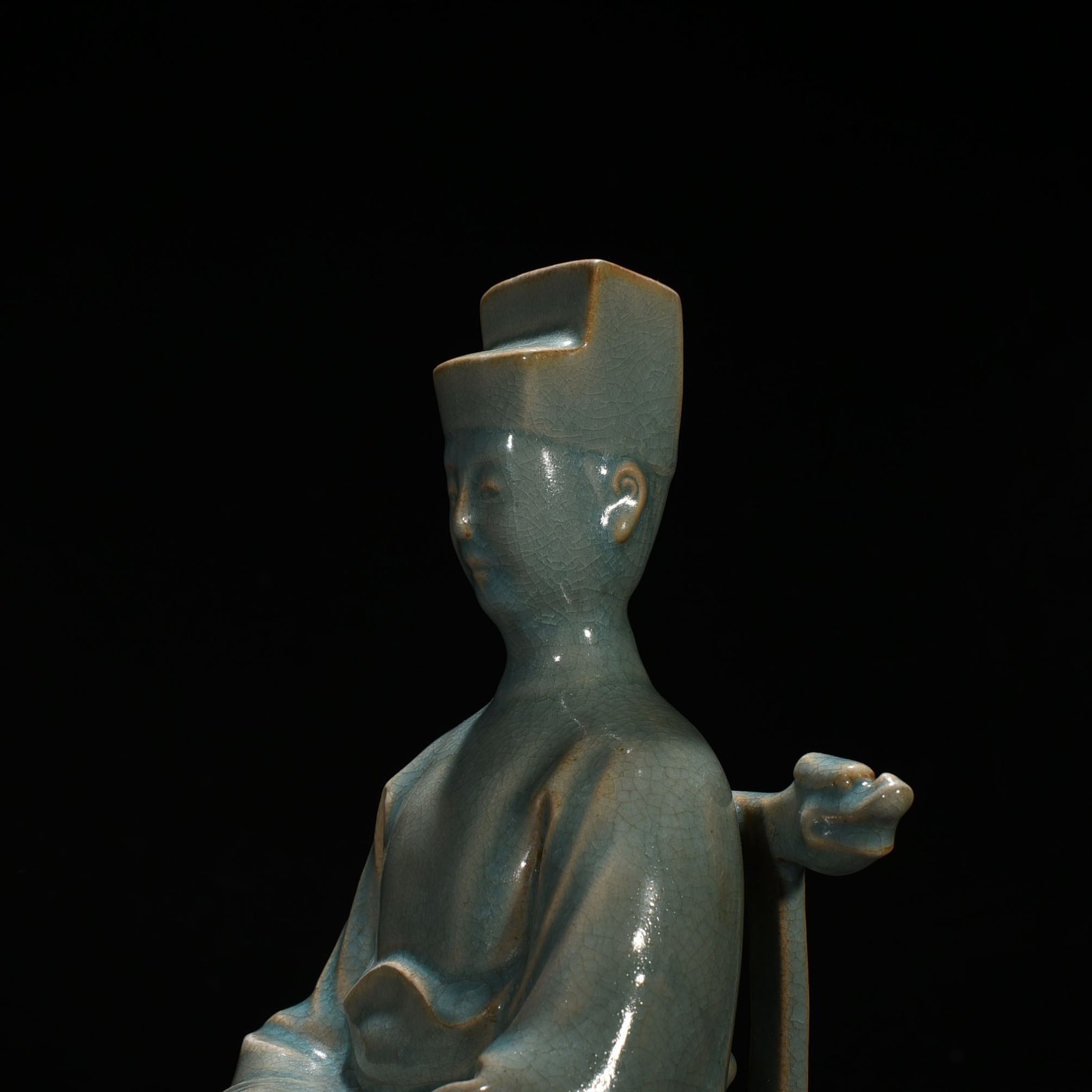 Song Dynasty  Statue of Emperor Huizong with azure glaze