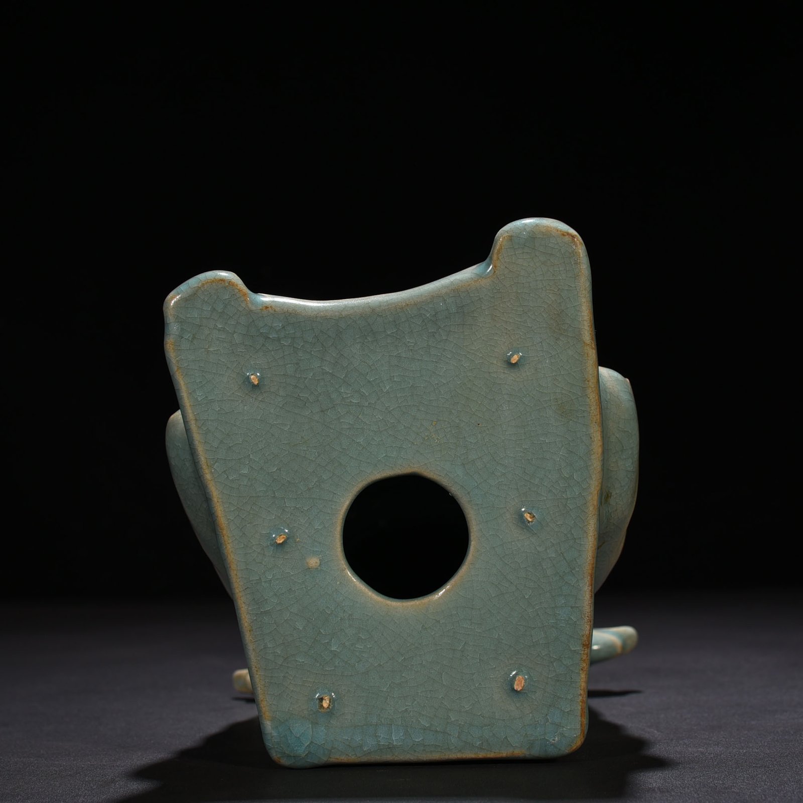 Song Dynasty  Statue of Emperor Huizong with azure glaze