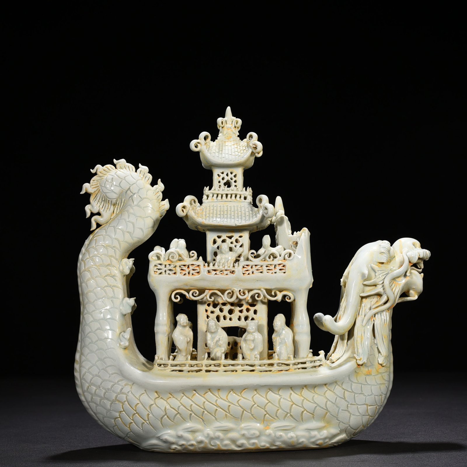 Song Dynasty Hutian kiln shadow celadon eight immortals figure dragon boat