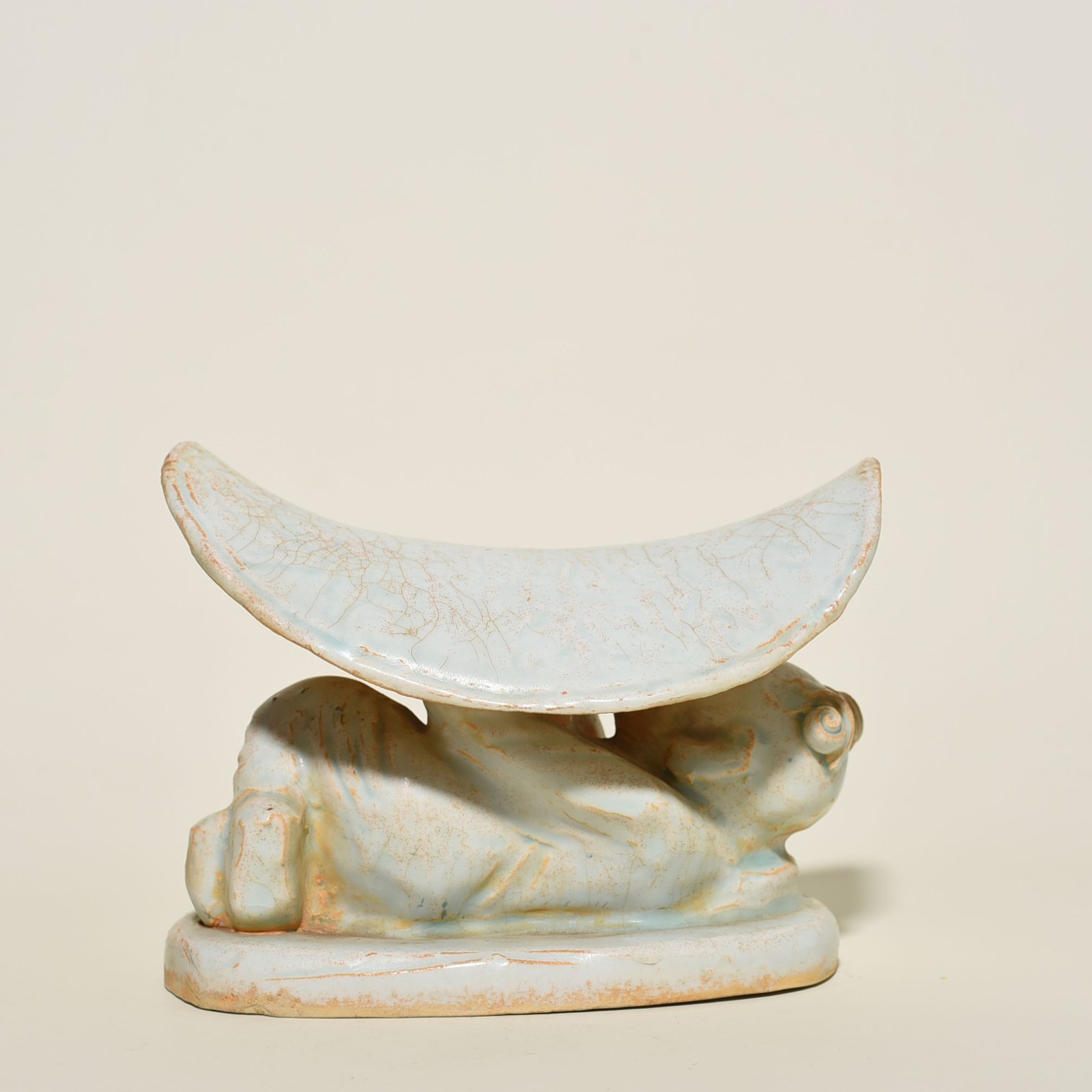 Song Dynasty Hutian kiln shadow celadon child pillow doll pillow