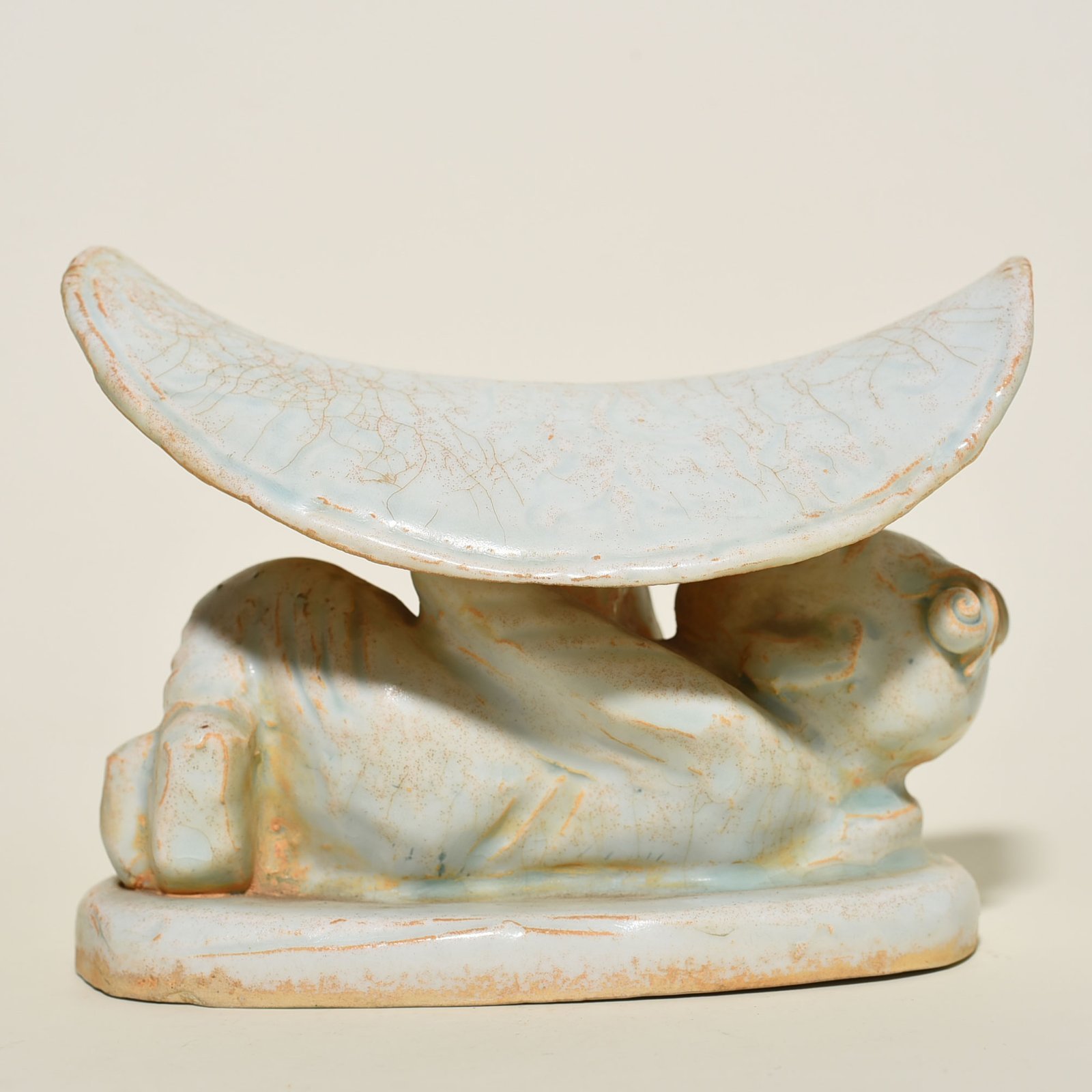 Song Dynasty Hutian kiln shadow celadon child pillow doll pillow