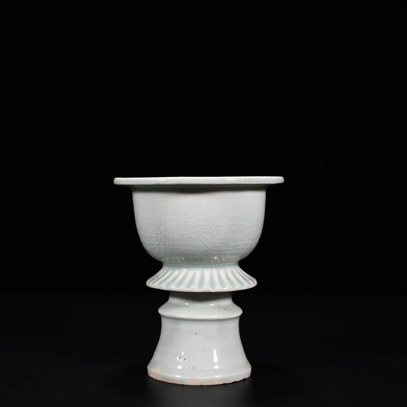 Song Dynasty Hutian Kiln Shadow Celadon Glaze Burner