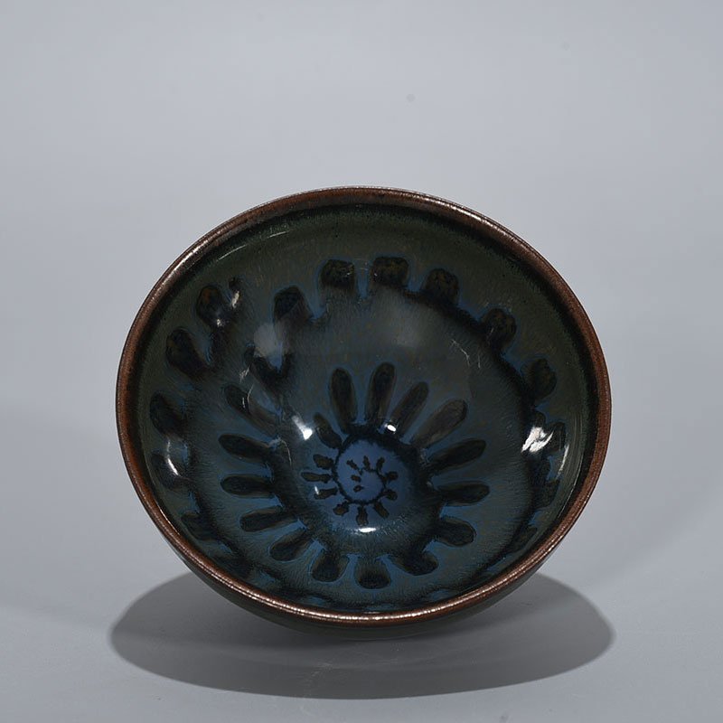 Song Dynasty  style dazzling pattern lamp
