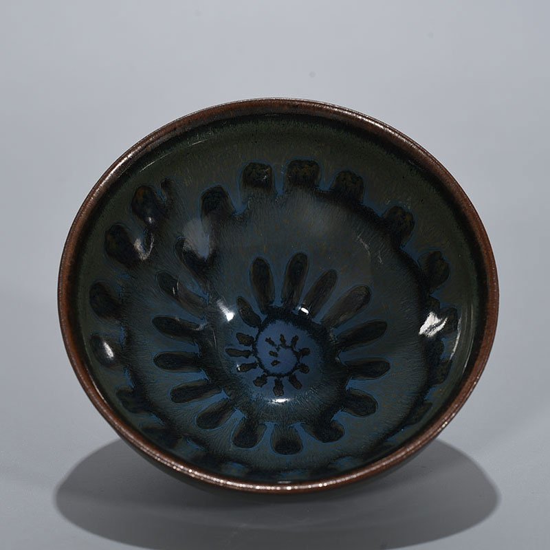 Song Dynasty  style dazzling pattern lamp