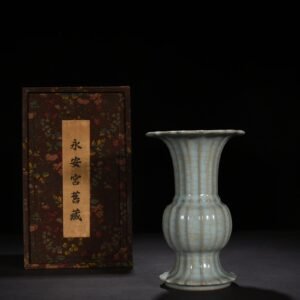 Song Dynasty Jiaotanxia Guan Kiln Model Melon and Flower Goblet