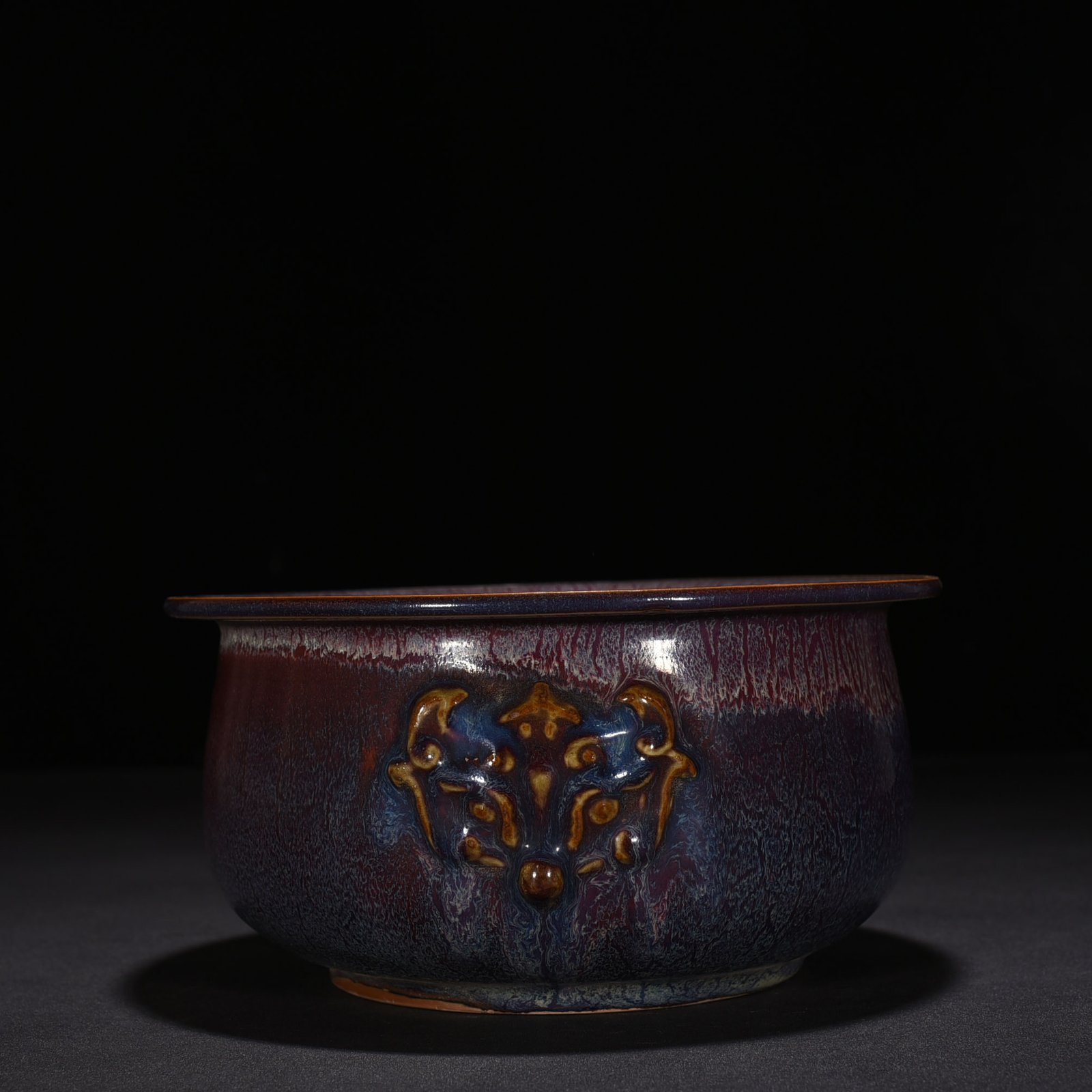 Song Dynasty  kiln Yuanfeng first year rose purple glaze animal ear stove