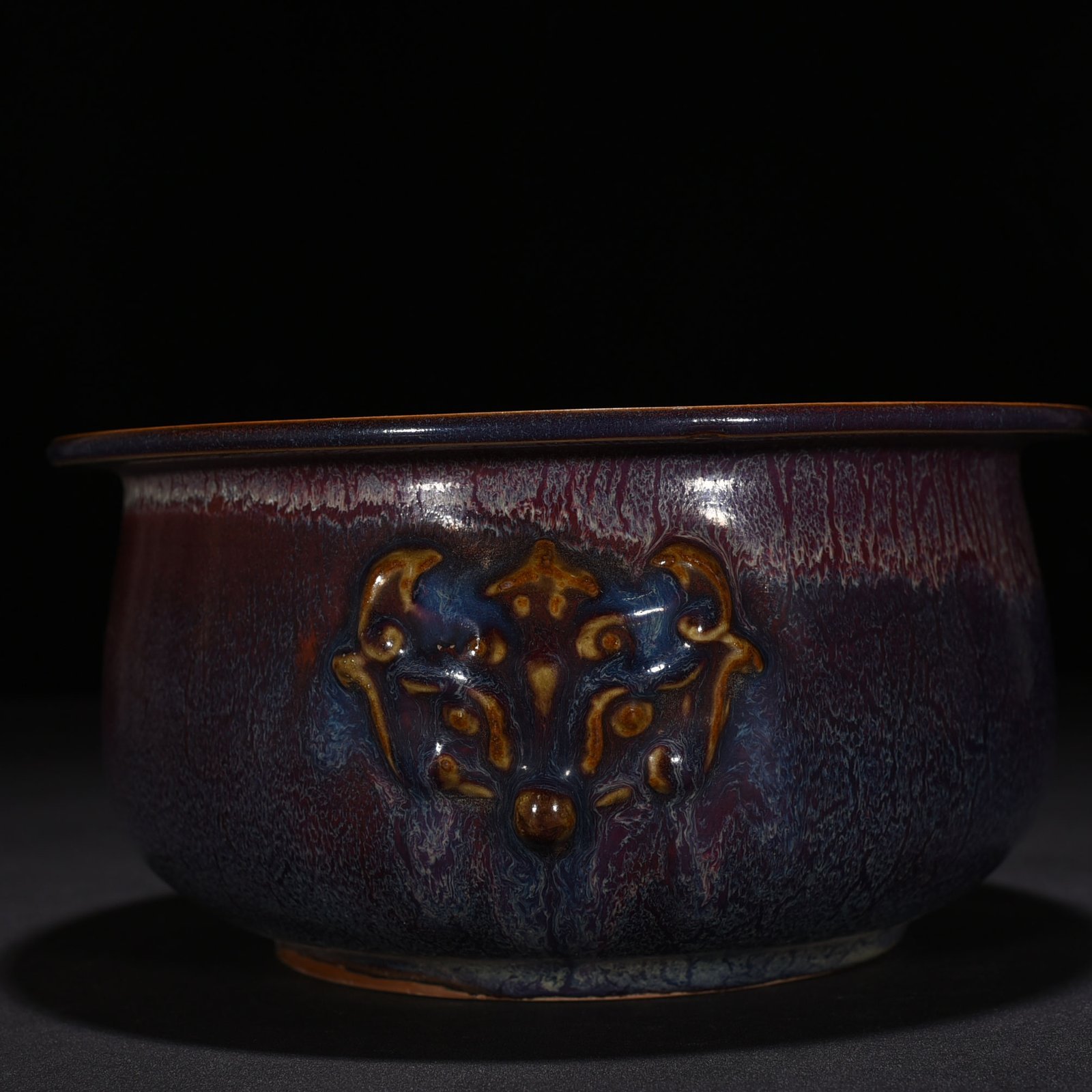 Song Dynasty  kiln Yuanfeng first year rose purple glaze animal ear stove