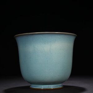 Song Dynastyn Jun kiln azure-glazed bell-shaped flowerpot with earthworm mud pattern
