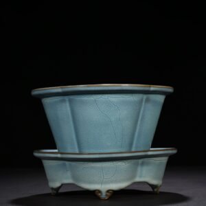 Song Dynasty Jun kiln azure-glazed crabapple-style flowerpot with earthworm mud pattern 17 23 cm Support 7 23 cm Pot