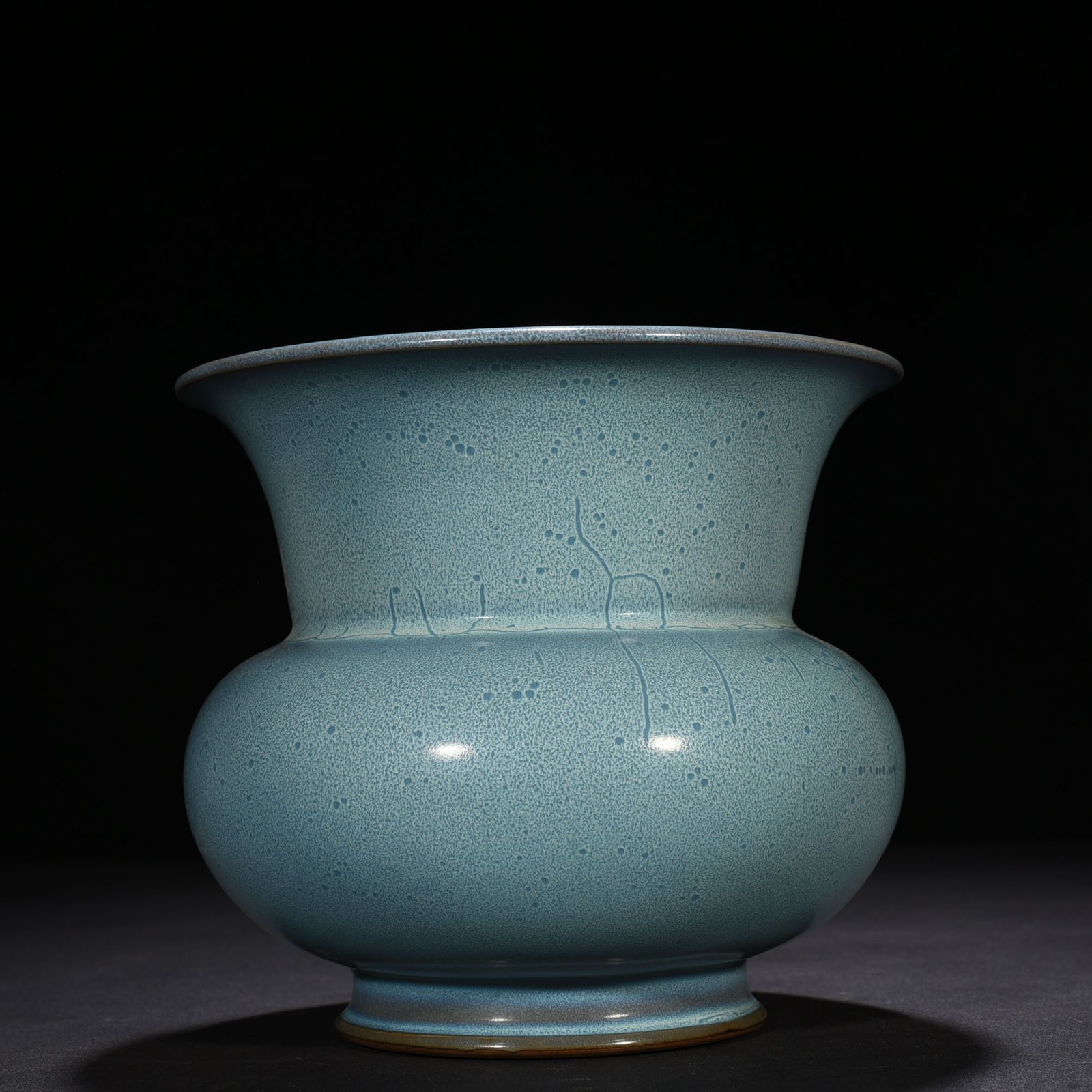 Song Dynasty Jun kiln azure slag bucket flowerpot with earthworm mud pattern