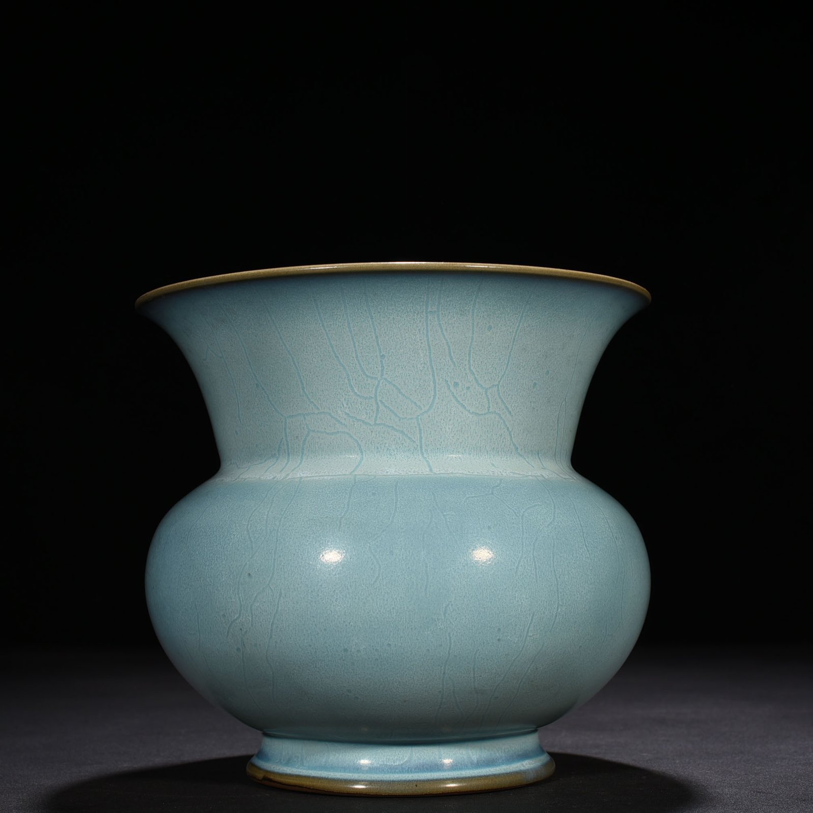 Song Dynasty Jun kiln azure slag bucket flowerpot with earthworm mud pattern