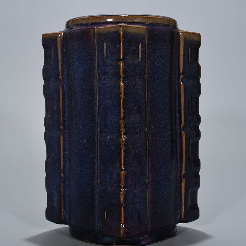 Song Dynasty Jun kiln Fenghua model rose purple glaze Cong style vase