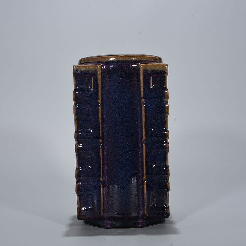 Song Dynasty Jun kiln Fenghua model rose purple glaze Cong style vase