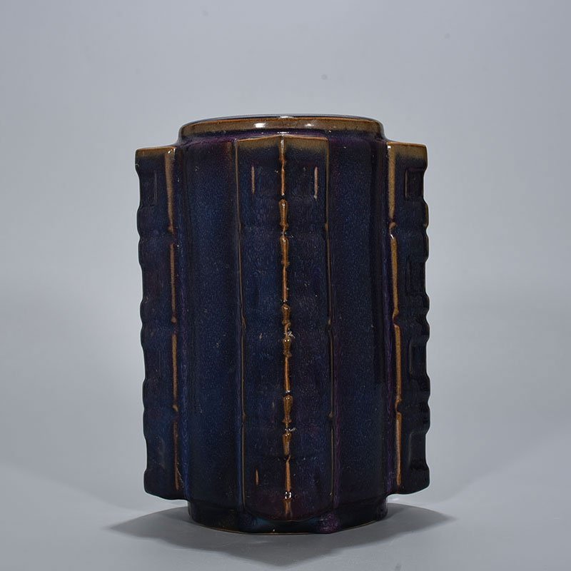 Song Dynasty Jun kiln Fenghua model rose purple glaze Cong style vase