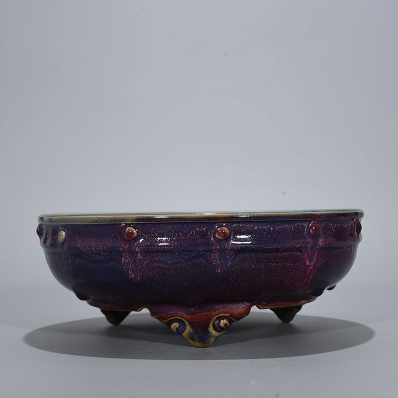 Song Dynasty Jun kiln Fenghua model rose purple glaze drum nail wash