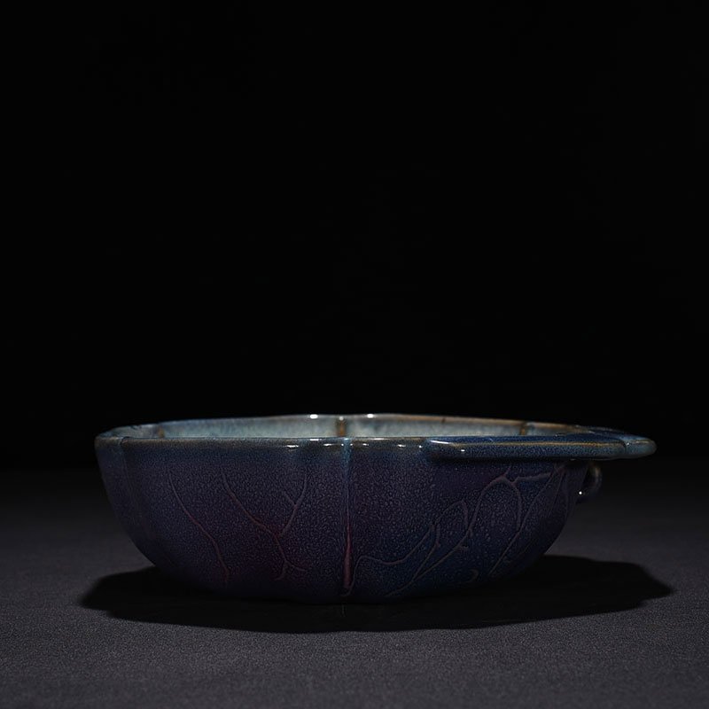 Song Dynasty Jun kiln model obsidian rose purple glaze hat and ear washer
