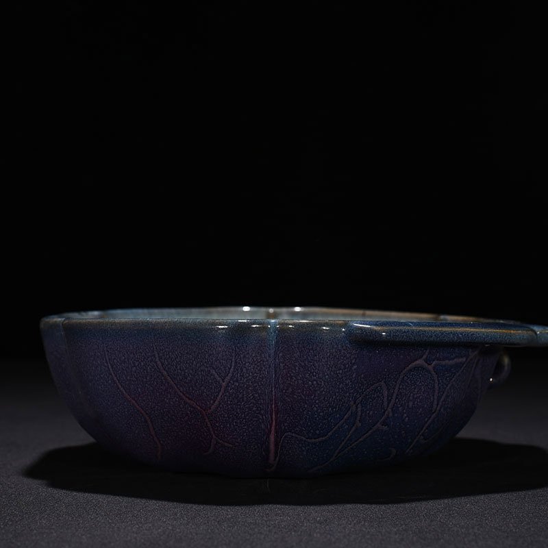 Song Dynasty Jun kiln model obsidian rose purple glaze hat and ear washer