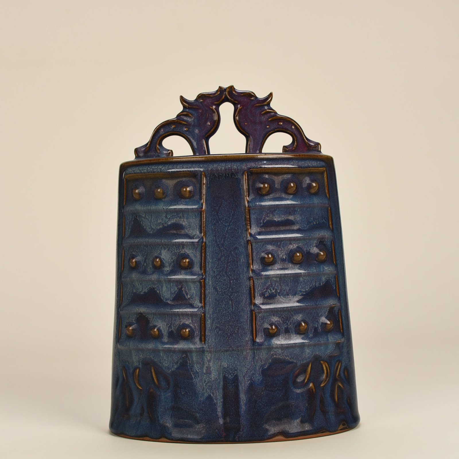 Song Dynasty Jun kiln Jingguo model rose purple glaze chime