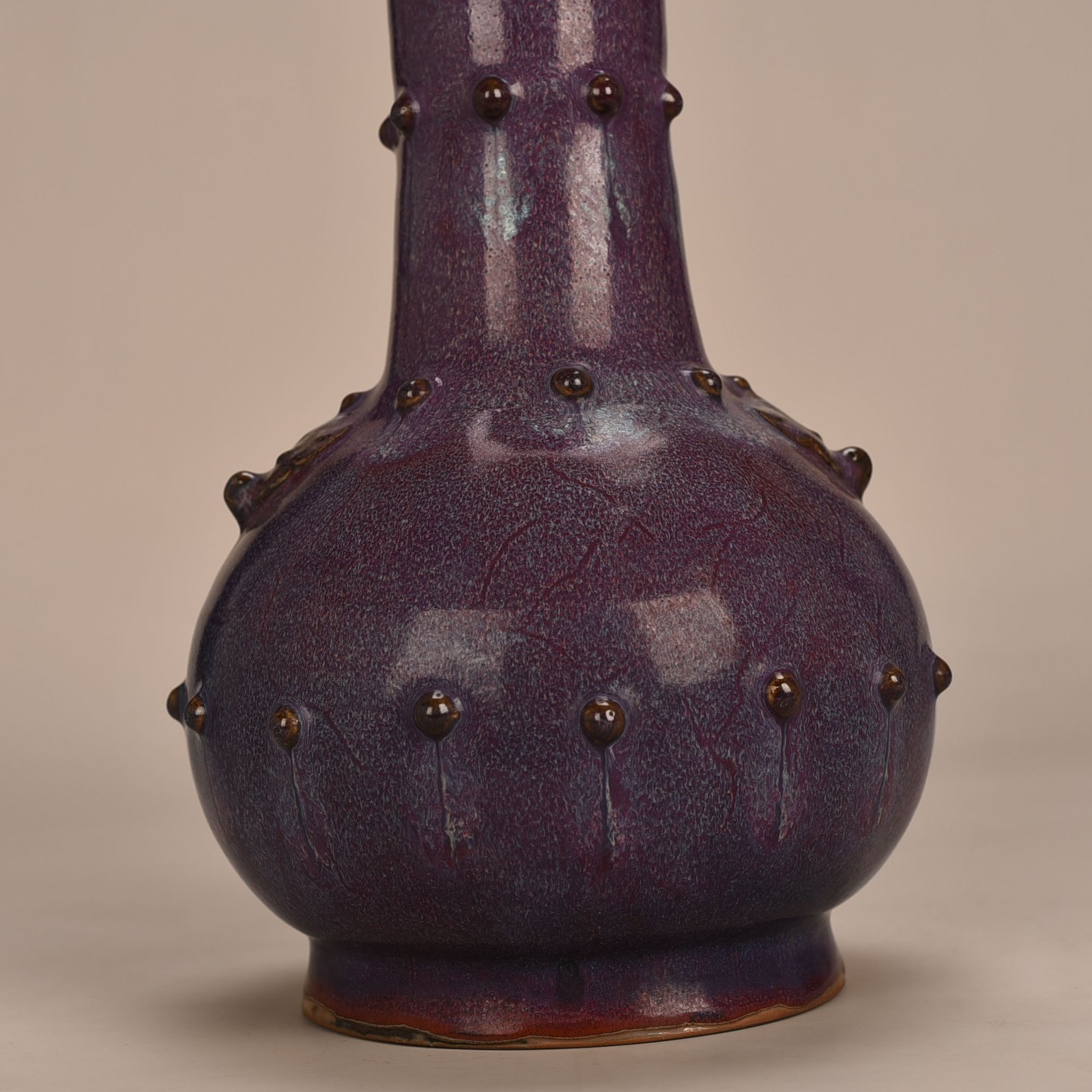 Song Dynasty Jun kiln Jingguo model rose purple glaze drum nail dish vase
