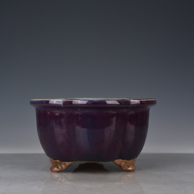 Song Dynasty Jun kiln obsidian purple glazed flowerpot Jianfu Palace vase