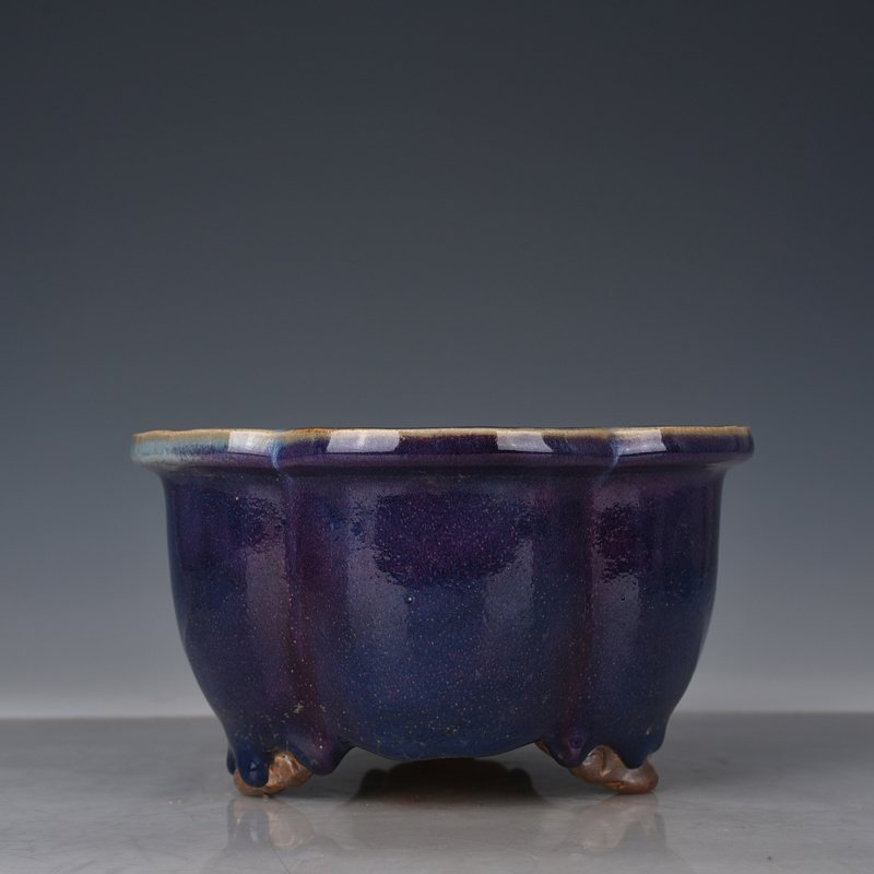 Song Dynasty Jun kiln obsidian lilac purple glaze flowerpot Yangxin Hall for bright vase