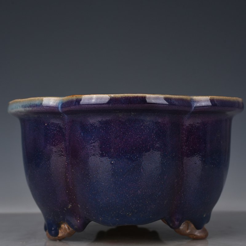 Song Dynasty Jun kiln obsidian lilac purple glaze flowerpot Yangxin Hall for bright vase