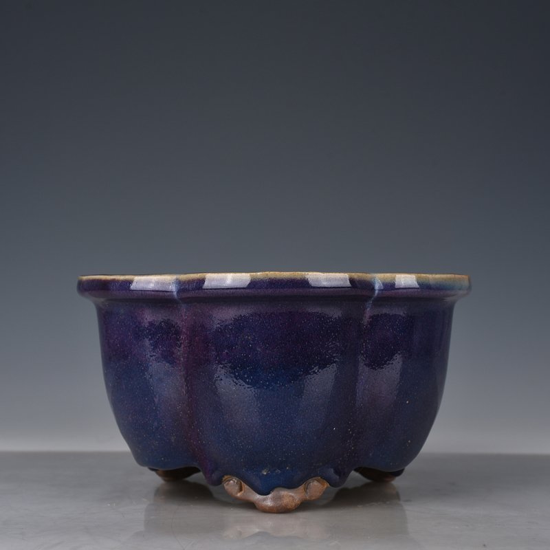 Song Dynasty Jun kiln obsidian lilac purple glaze flowerpot Yangxin Hall for bright vase