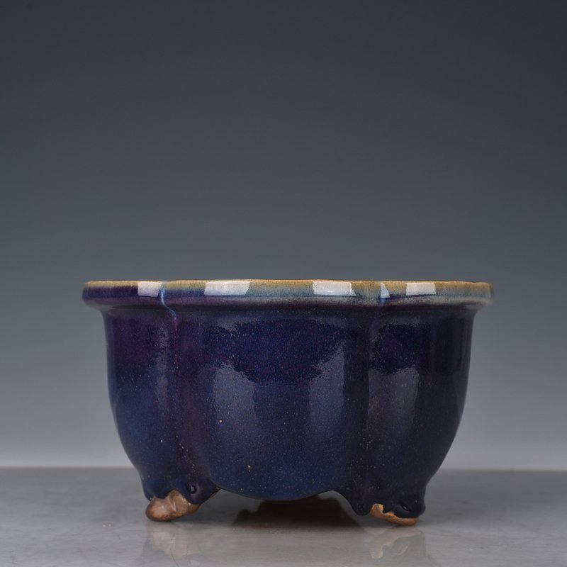 Song Dynasty Jun kiln obsidian lilac purple glaze flowerpot Yangxin Hall for bright vase